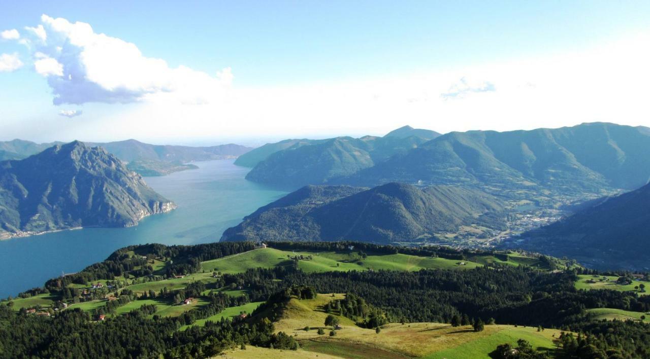 Panorama Verde Lago - Mountain Lake Iseo Hospitality Bossico Exterior photo